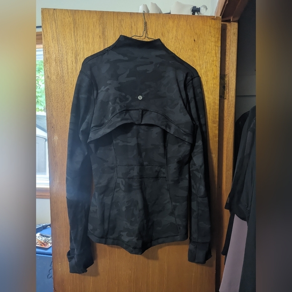 Lululemon Sweater - Picture 2 of 2